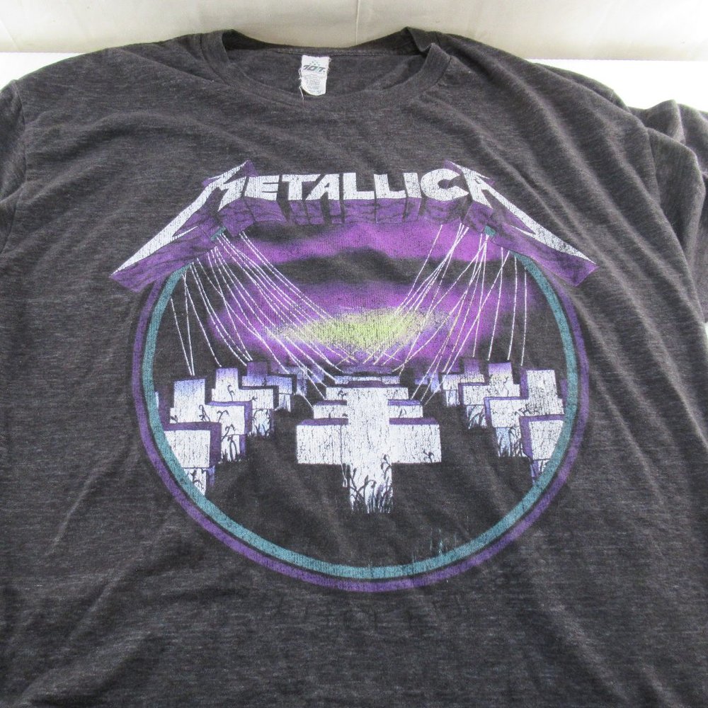 Metallica Master of Puppets Men's XL Short Sleeve Gray Graphic T Shirt
